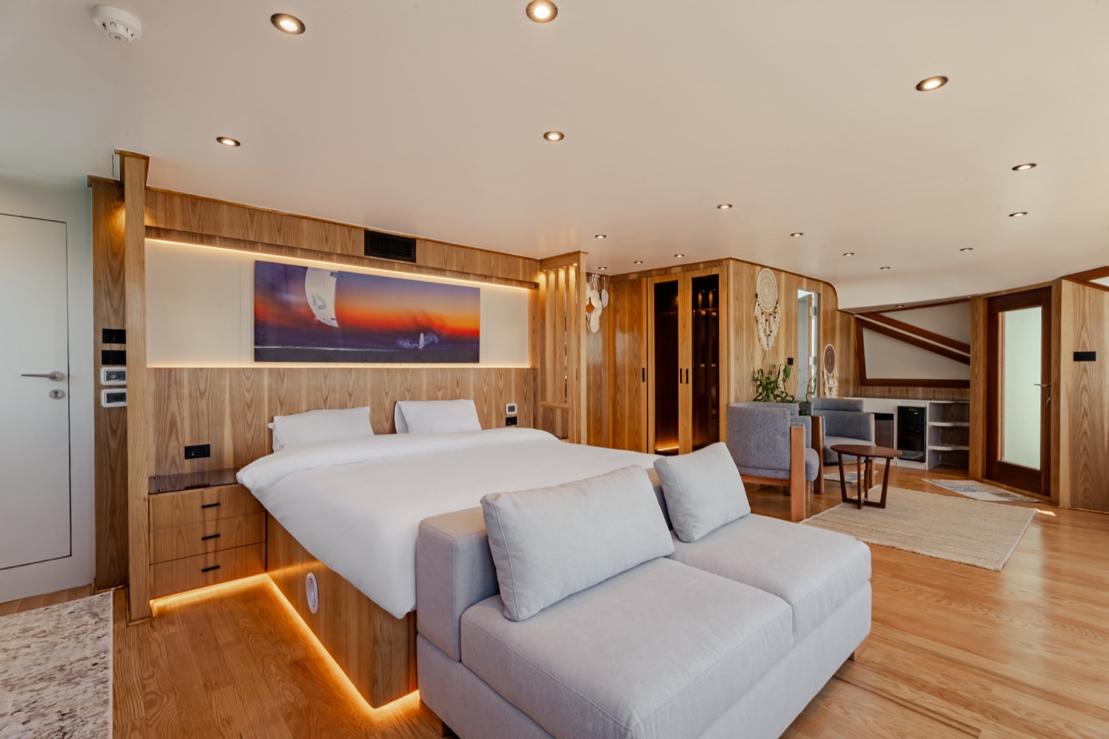 Cabin aboard DRAGON